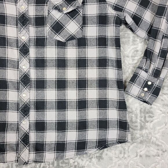Wrangler Pearl Snap Shirt Womens XL Black Plaid Long Sleeve Button Up Flannel - Picture 7 of 11